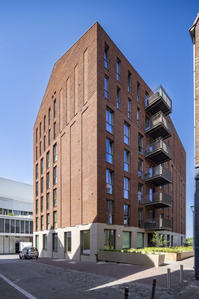 Appartementengebouw-Aan-de-Stadsmuur-in-Venlo_juni-2025-2