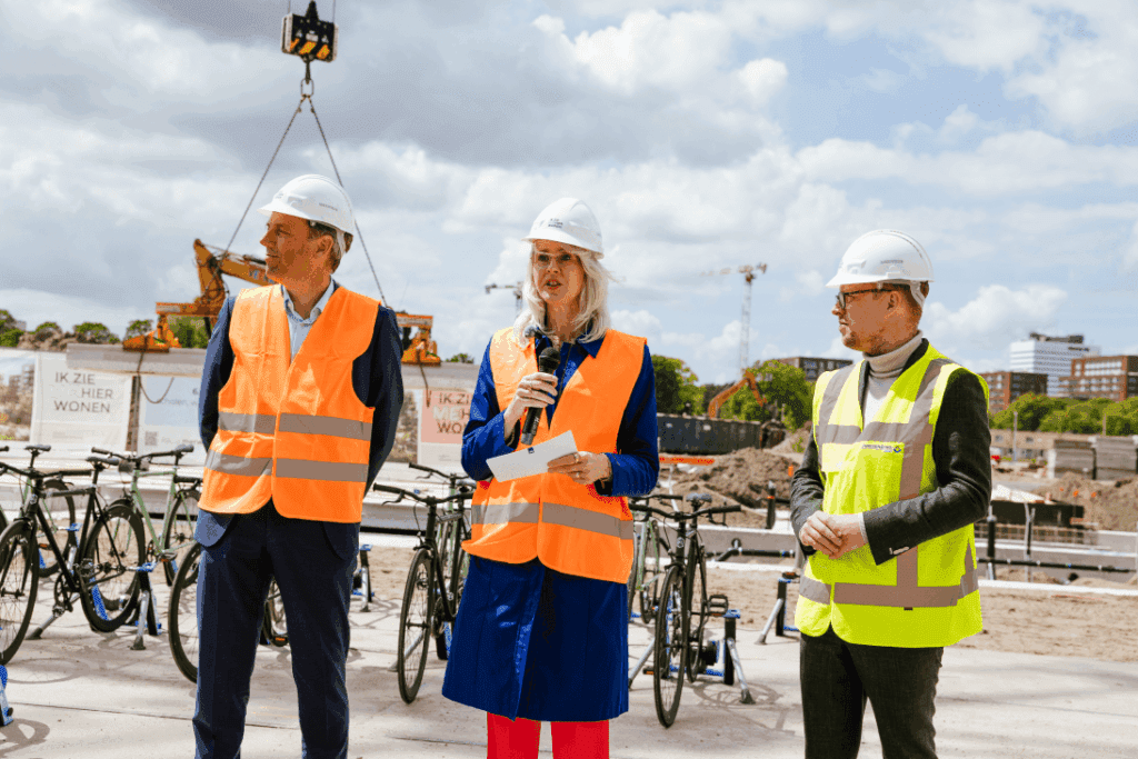 Minister-Mona-Keijzer-tijdens-werkbezoek-aan-Merwede-Utrecht-2