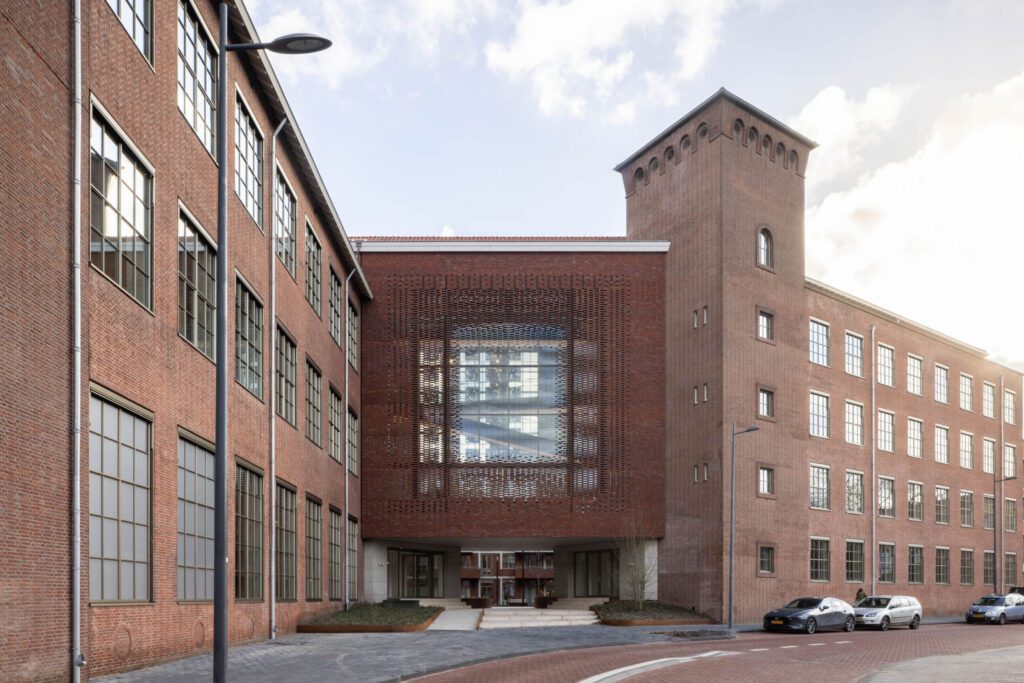 Amadeiro Den Bosch _ kantoren middenblok